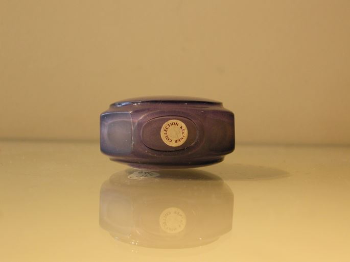 Snuff bottle in glass faceted imiting amethyst | MasterArt